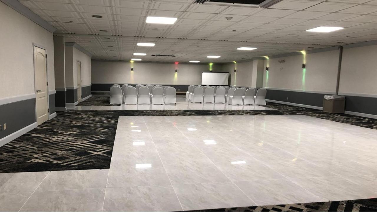 Holiday Inn Hazlet By Ihg Екстер'єр фото