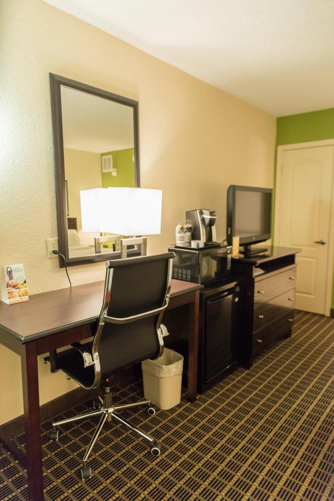 Holiday Inn Hazlet By Ihg Екстер'єр фото